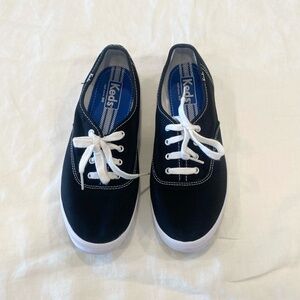 Keds Women's Newport Champion Black Sneakers - 8